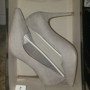 Size 7 heels